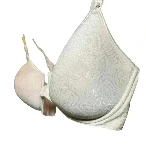 Bali Comfort Revolution Front Close Shaping Underwire Bra Sandshell | Size 38C - Picture 5 of 11